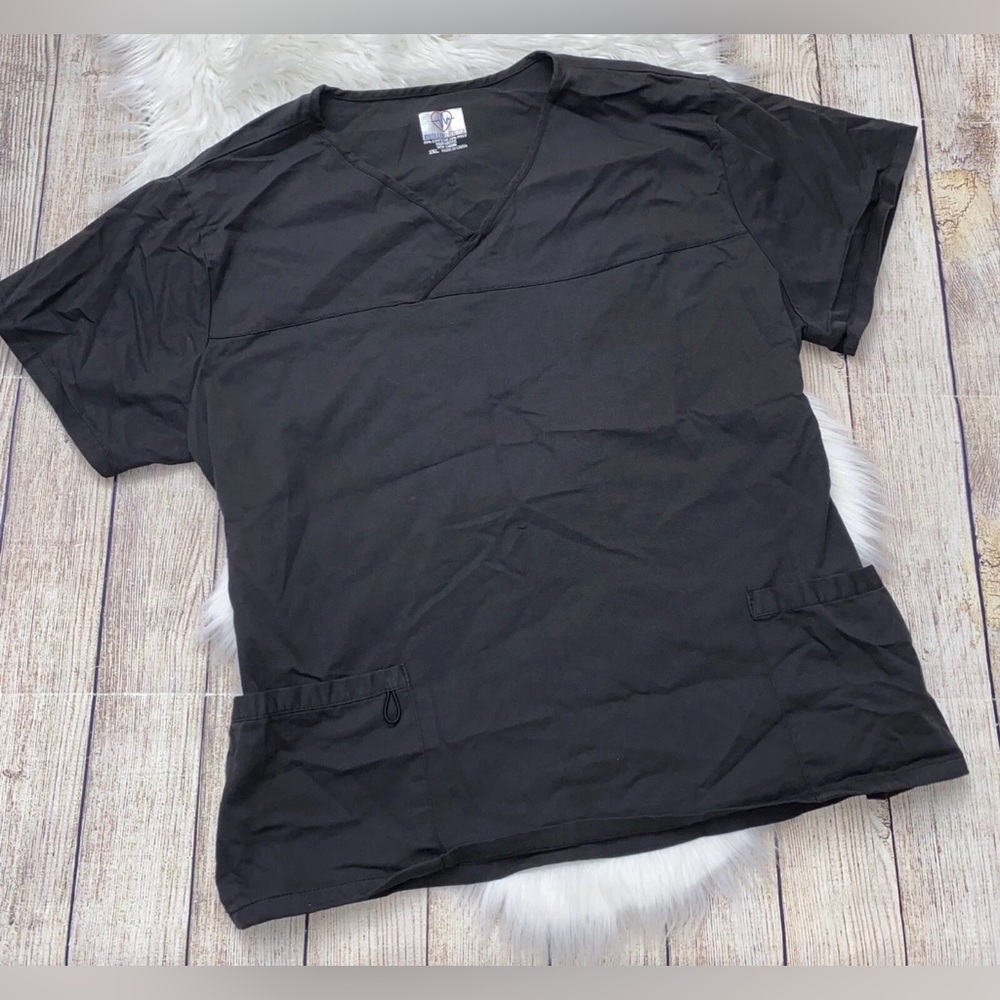 White Label Stretch dark gray scrub top women’s size 2XL